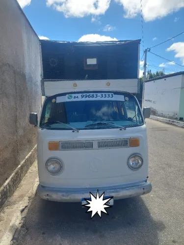 Volkswagen Kombi Standard/ Luxo/ Serie Prata 1995