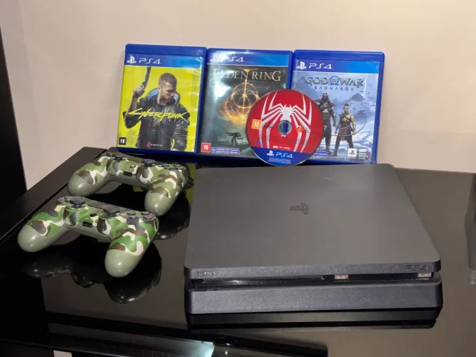 Playstation 4 Slim 500gb + 2 controles + 4 jogos