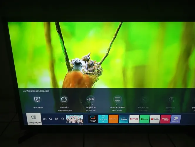 Tv 32 Samsung smart modelo novo