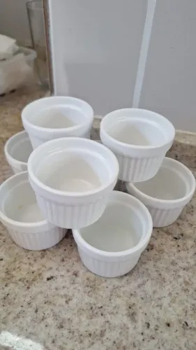 8 UND RAMEKIN PEQUENO PORCELANA 