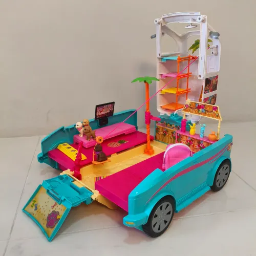 Trailer da Barbie e cachorrinhos completo