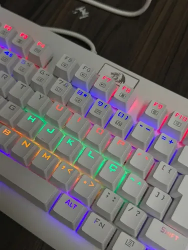 Teclado gamer Redragon Dark Avenger