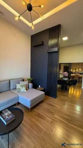 VENDO CASA PORTEIRA FECHADA - CONDOMÍNIO FENDI