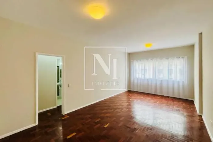 Apartamento : / Residencial / Copacabana