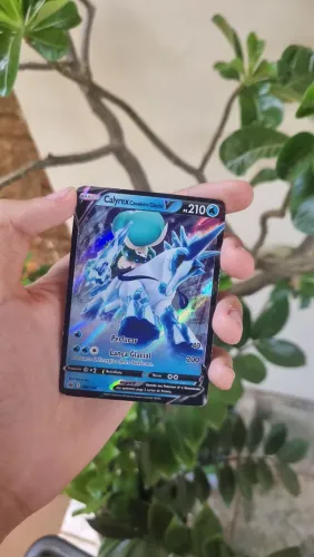 Carta Pokémon CALYREX V - ORIGINAL