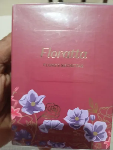Perfumes masculinos e femininos