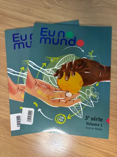 Livros Bernoulli ?Eu no mundo? 3° Série
