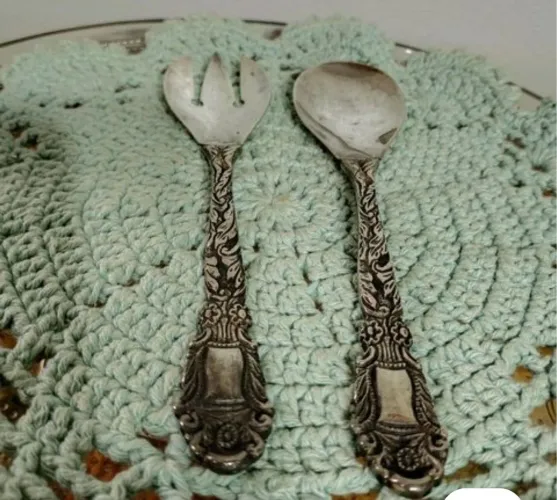 Talheres para salada em prata 90