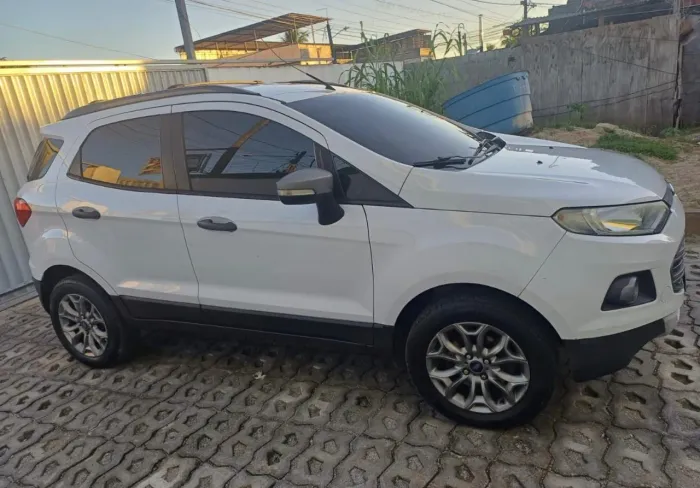 Ford Ecosport Freestyle 2.0 16V Flex 5P Aut. 2015