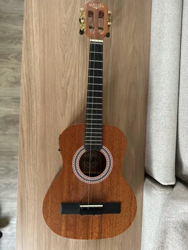 Cavaquinho Malibu
