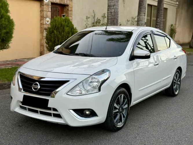 Nissan Versa SL 1.6 16V Flexstart 4P Aut. 2018