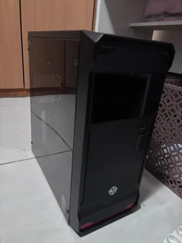 PC Gamer intel i5 12400F, RX 580, 8Gb ram 3000Mhz