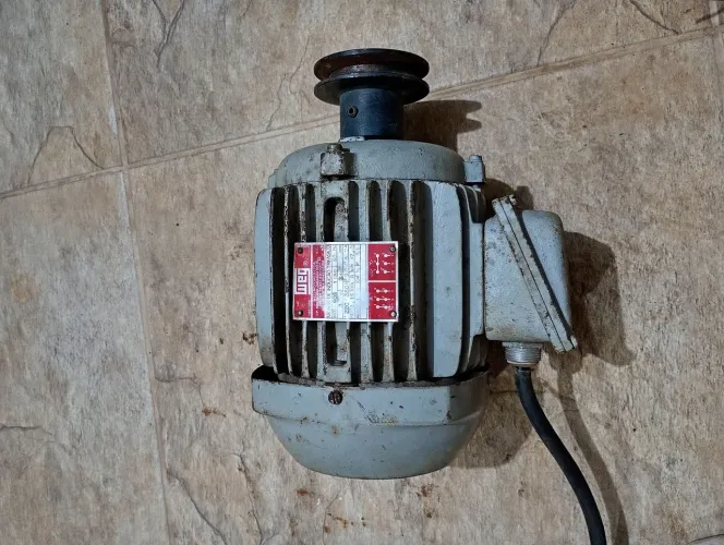 Vendo motor trifásico
