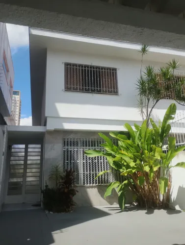 Casa para locação em Jardim Brasil (Zona Sul) com 3 quartos, sendo 1 suíte, 250m²