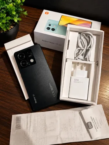 Xiaomi redmi note 13 5g de 256 GB impecável !