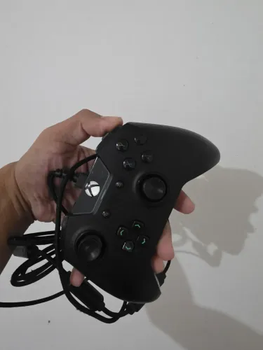 Controle Razer Wolverine com paddles extras mais fone razer!