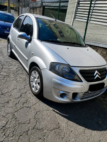 Citroen C3 GLX 1.4/ GLX Sonora 1.4 Flex 8V 5P 2012