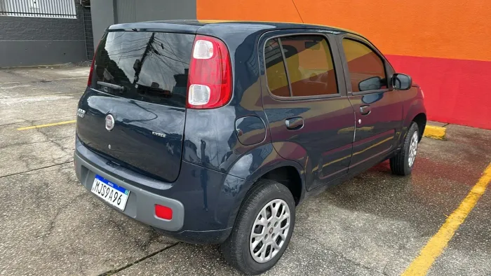 Fiat Uno Vivace Celeb. 1.0 EVO F.flex 8V 5P 2013