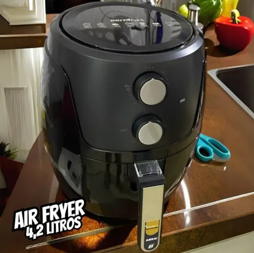 Air fryer mundial 4L