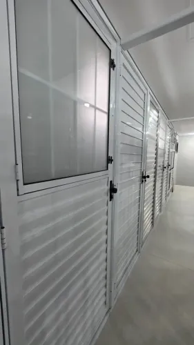 PORTA ALUMINIO BRANCO 210X80   -   R$ 649,99   ( falar com Lucíria  )
