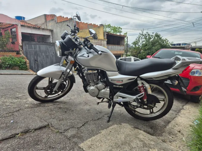 Suzuki GSR 150i