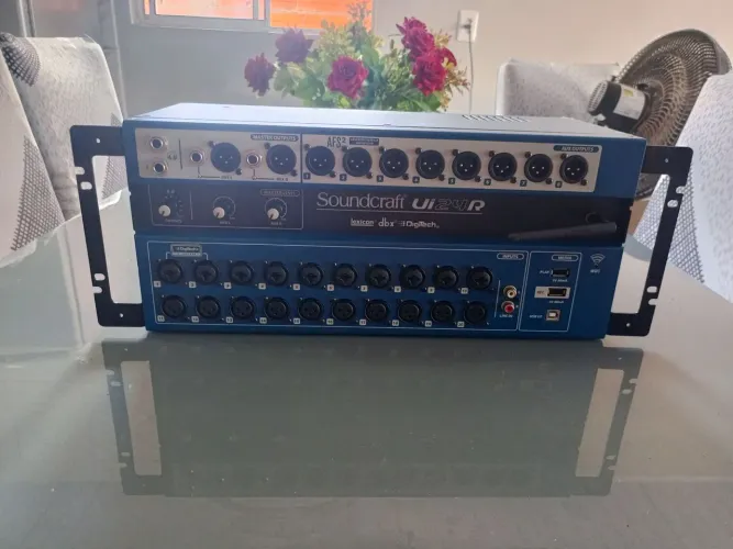 Vendo mesa digital UI 24