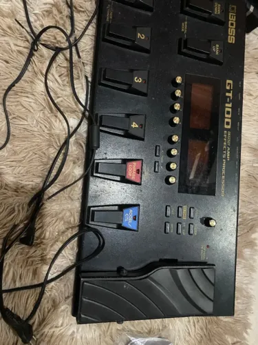 PEDALEIRA PROFISSIONAL BOSS GT-100 + CASE + FONTE ORIGINAL