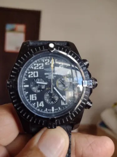 relógio breitling modelo avenger hurricane grande preto