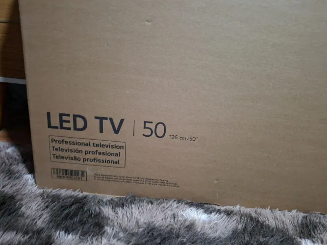 SMART TV LG 50' LACRADA.