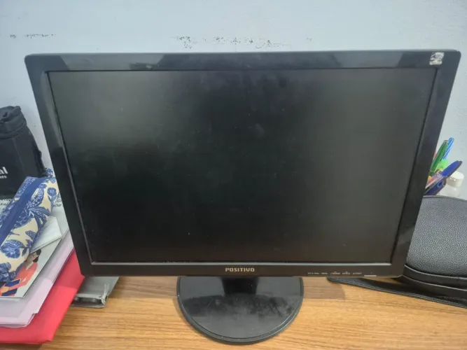 Monitor POSITIVO - 19 POL