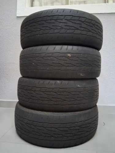 Pneus usados