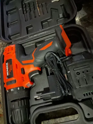 Furadeira e Parafusadeira Mondial FPF-06M 12V com Maleta