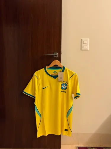 Camiseta M Masculina Amarela Brasil 2026 - NOVA
