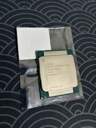 Processador Intel Xeon E5-2640 v3 8 Núcleos 16 Threads