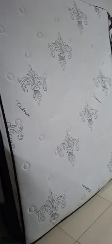 Cama box queen 