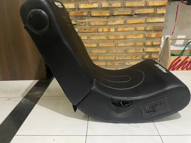 Poltrona gamer com som maxracer