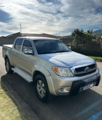Toyota Hilux CD D4-d 4X4 2.5 16V 102cv TB Dies. 2008