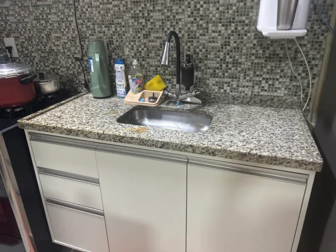 Vendo pia de mármore para cozinha