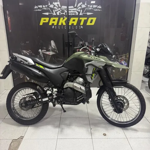 Yamaha XTZ 250 Lander Connected 2025