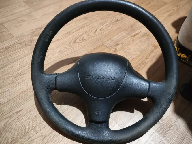Vendo volante Subaru Impreza GC 1993+