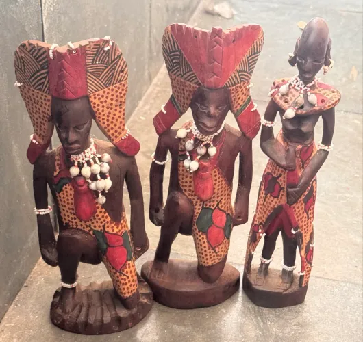 Estatueta vintage de madeira índios sul-americana