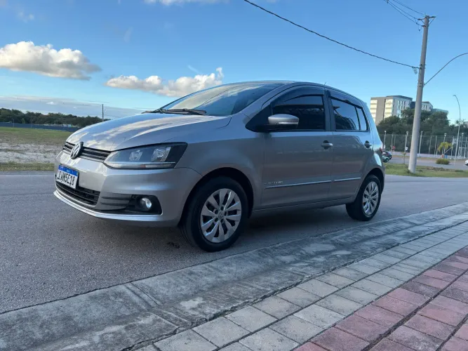 Volkswagen Fox Comfortline 1.6 Flex 8V 5P 2015