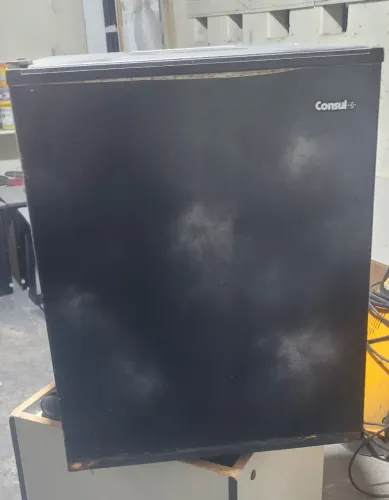 Frigobar Consul RU 08 D - 220V | Gelando Muito e Silencioso (Para Vender Rápido)