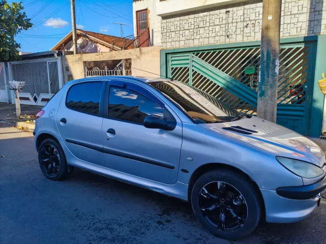 Peugeot 206 Selection/ Sensation 1.0 16V 5P 2002