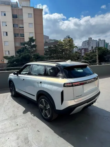 Jaecoo 7 / J7 Luxury 1.5 TB 16V AUT 5P (híbrido) 2027