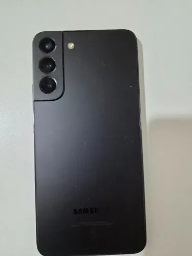 Galaxy S22+ 5G, 128 GB, 8 GB RAM, Tela Infinita de 6.6'' Preto