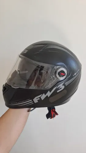 Capacete fw3 e spark