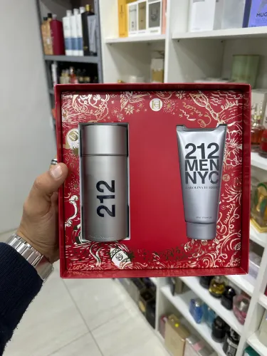 Kit Perfume 212 NYC Men Eau de Toilette 100ml
