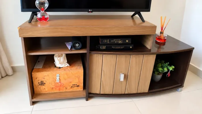 Rack para TV em MDF 120 cm - Bom estado