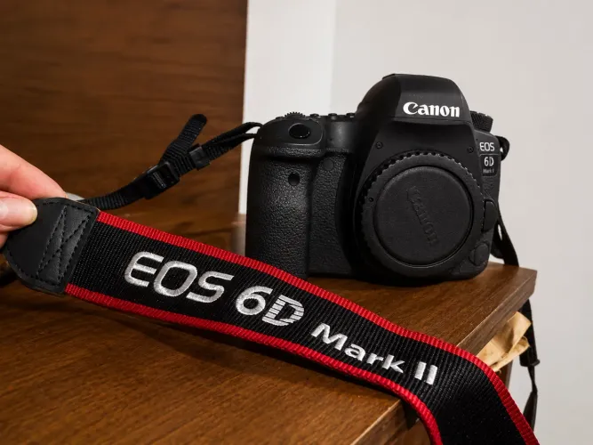 Canon EOS 6D Mark II - Full Frame | Estado de Nova